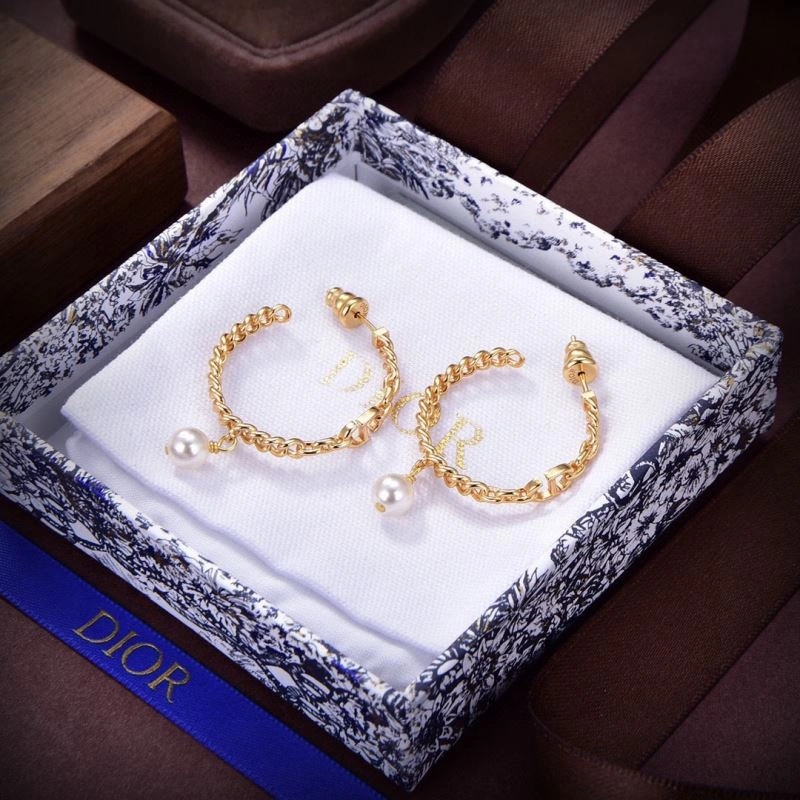 Bright Christian Dior Earrings 235536