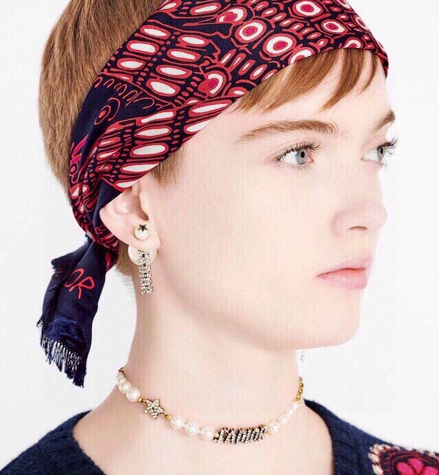 UrbanChic Christian Dior Earrings 235525