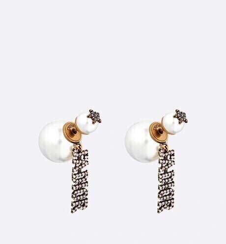 UrbanChic Christian Dior Earrings 235525