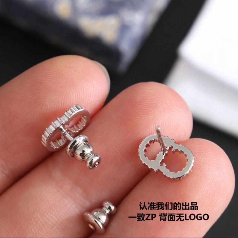 Christian Dior Earrings Sporty 235529