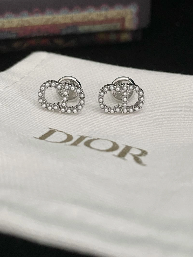 Youthful Christian Dior Earrings 235555