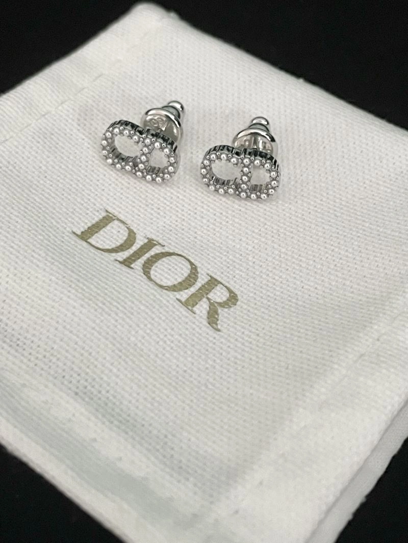 Youthful Christian Dior Earrings 235555