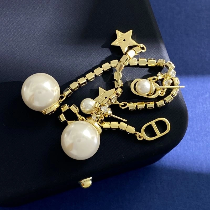 Bright Christian Dior Earrings 235578