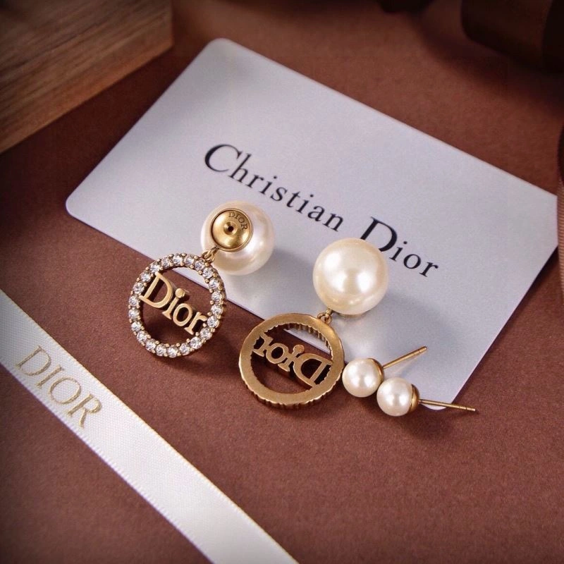 Christian Dior Earrings Sophisticated 235323