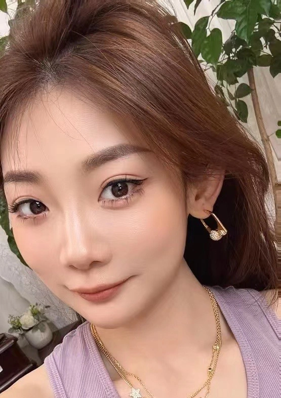 FashionForward Christian Dior Earrings 235334