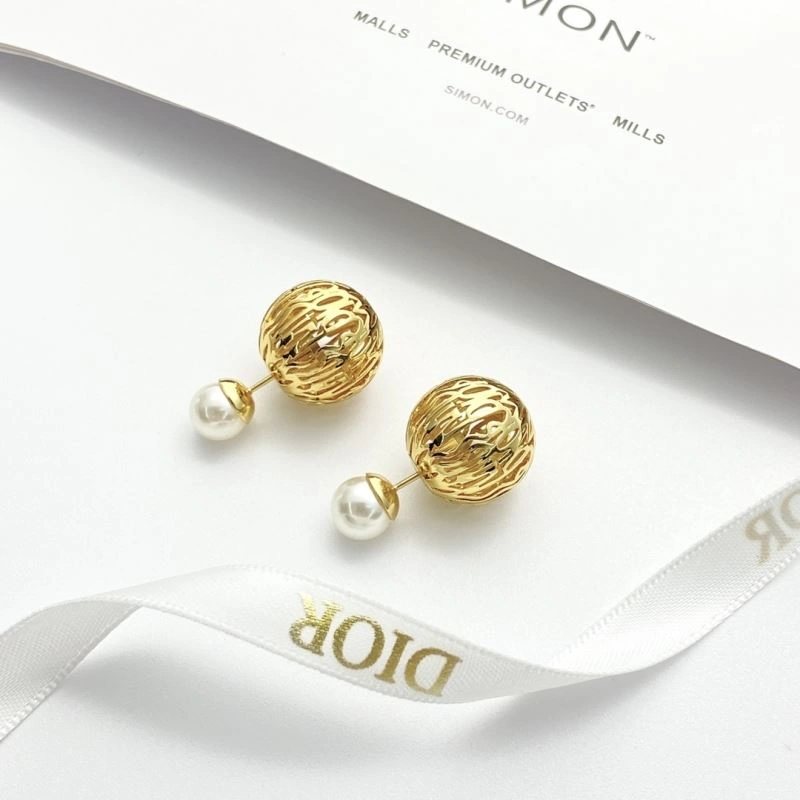 Christian Dior Earrings DailyWear 235315