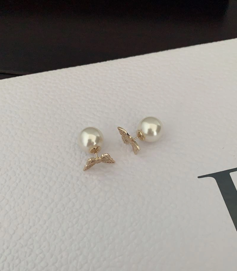 Christian Dior Earrings Soft 235307