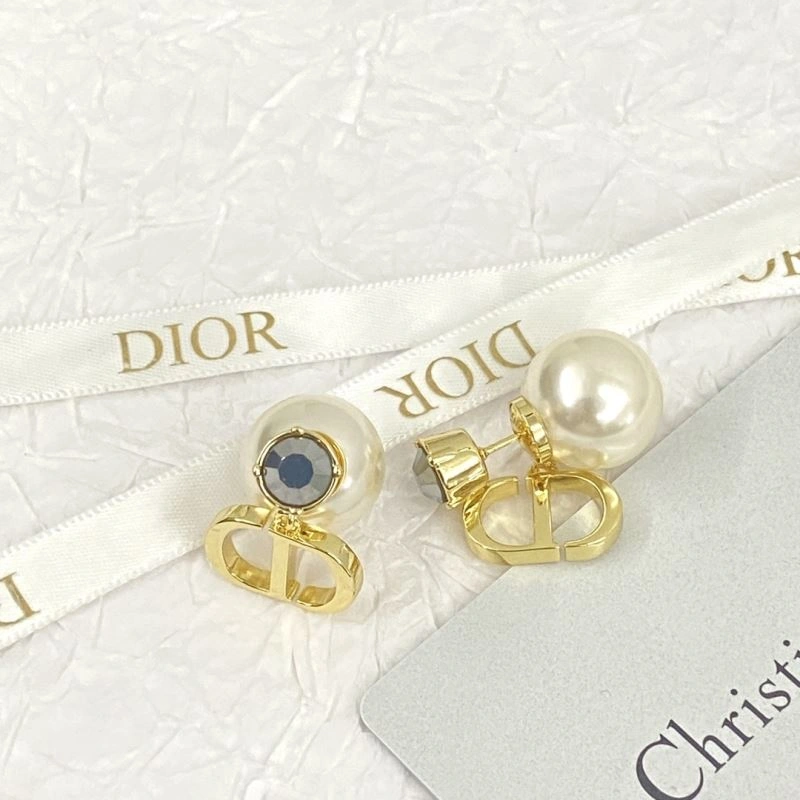 Christian Dior Earrings OnTrend 235326