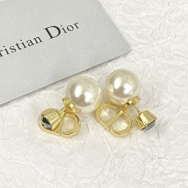 Christian Dior Earrings OnTrend 235326