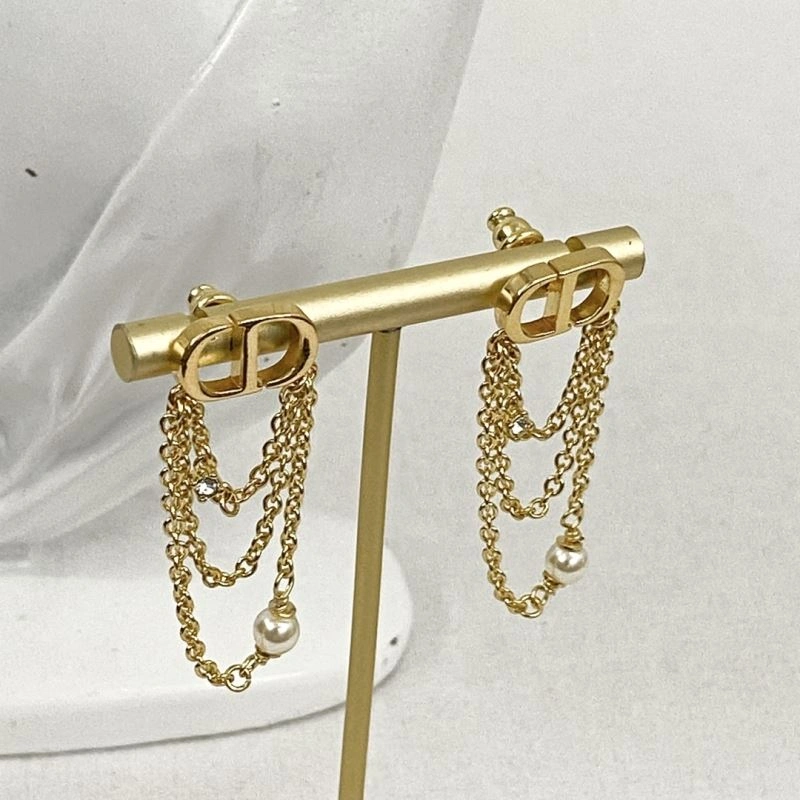 Vibrant Christian Dior Earrings 235312