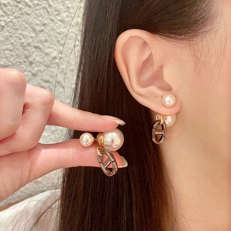 Christian Dior Earrings RelaxedFit 235311