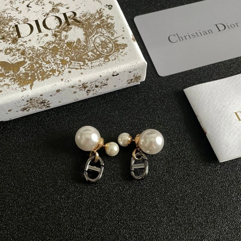 Christian Dior Earrings RelaxedFit 235311