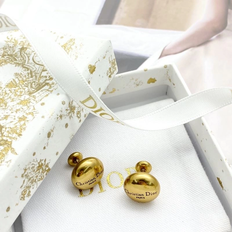 Christian Dior Earrings AllSeason 235302