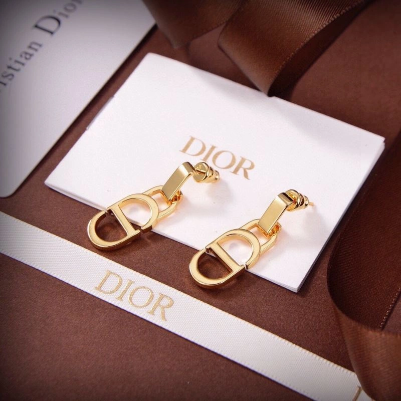 ModernLook Christian Dior Earrings 235297