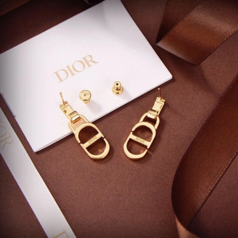 ModernLook Christian Dior Earrings 235297