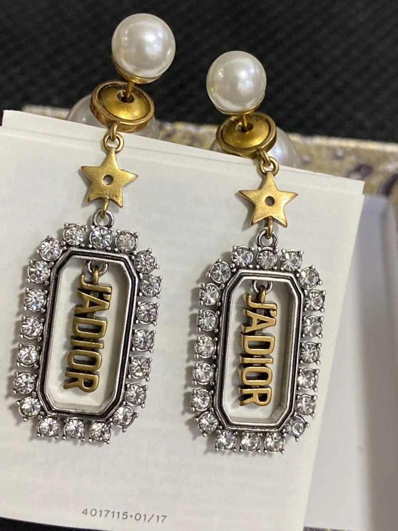 Christian Dior Earrings Refined 235286