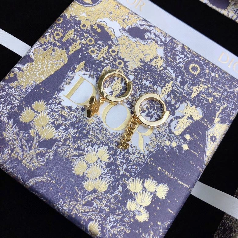 Sustainable Christian Dior Earrings 235254