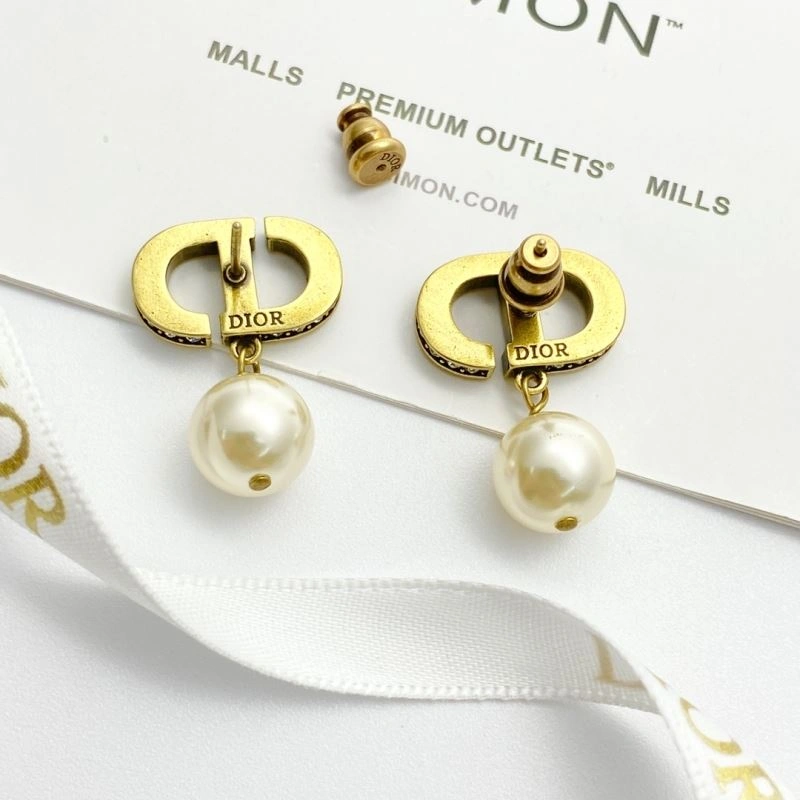Christian Dior Earrings Lightweight 235085