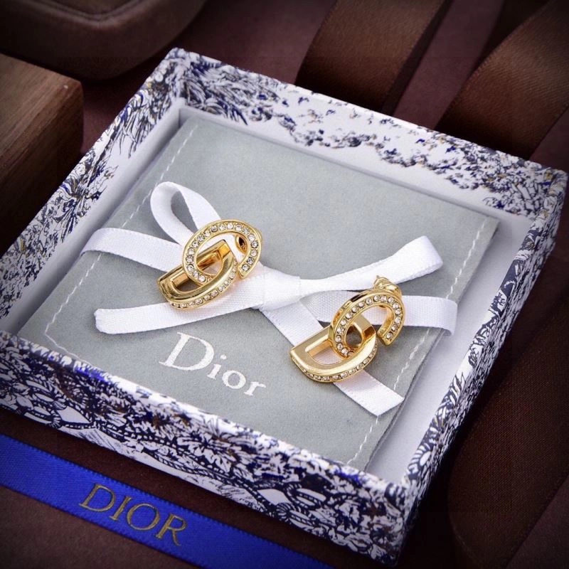 Functional Christian Dior Earrings 235075