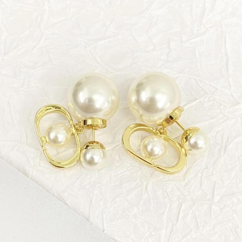 Vibrant Christian Dior Earrings 235079