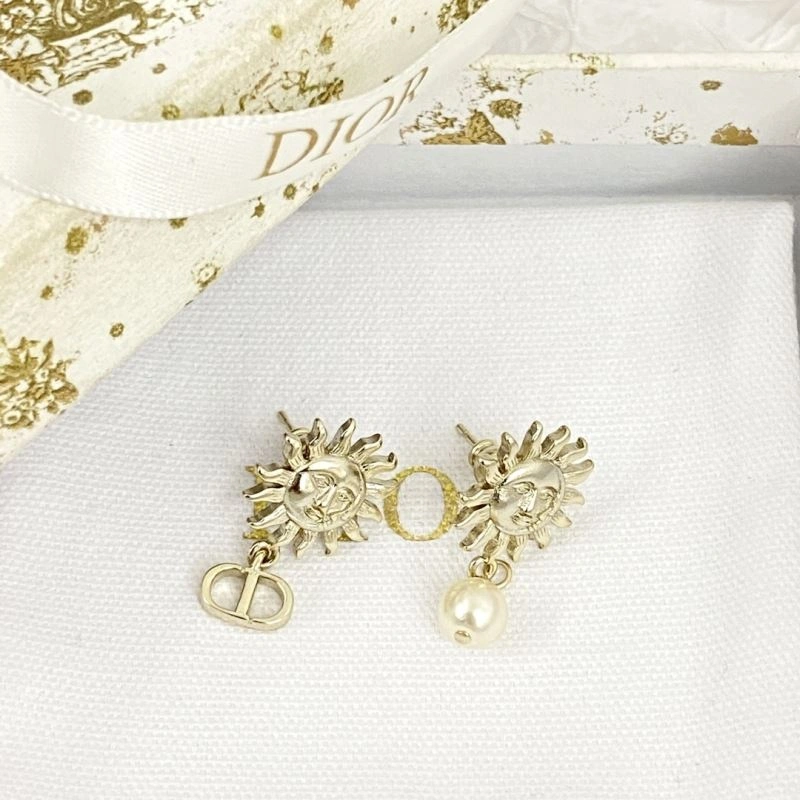 HighPerformance Christian Dior Earrings 235083