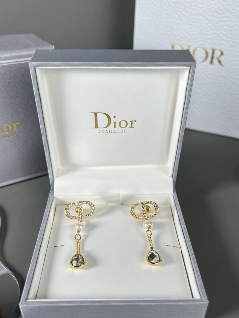 Christian Dior Earrings Bold 235072