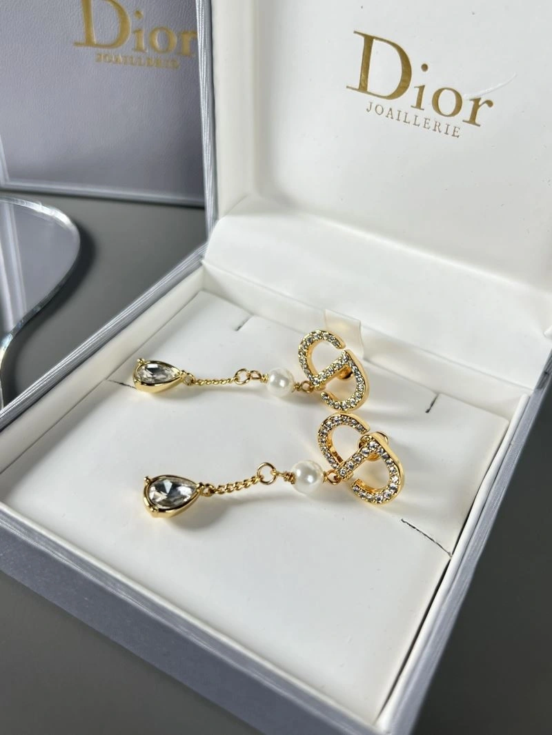 Christian Dior Earrings Bold 235072