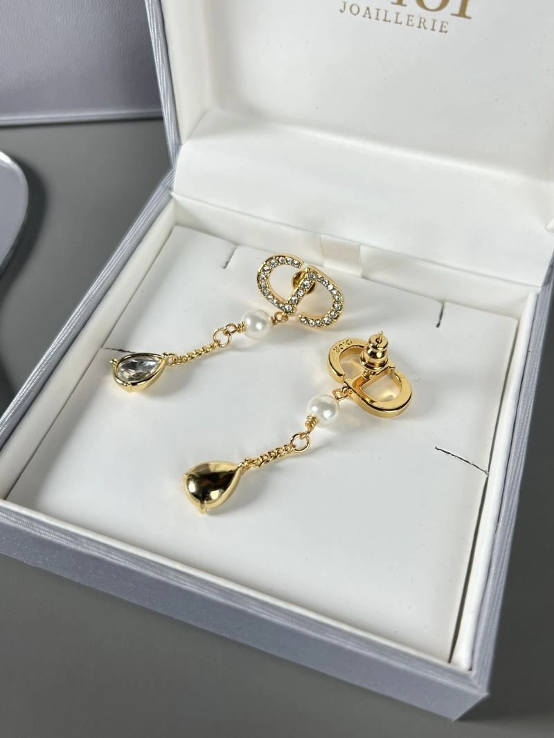 Christian Dior Earrings Bold 235072