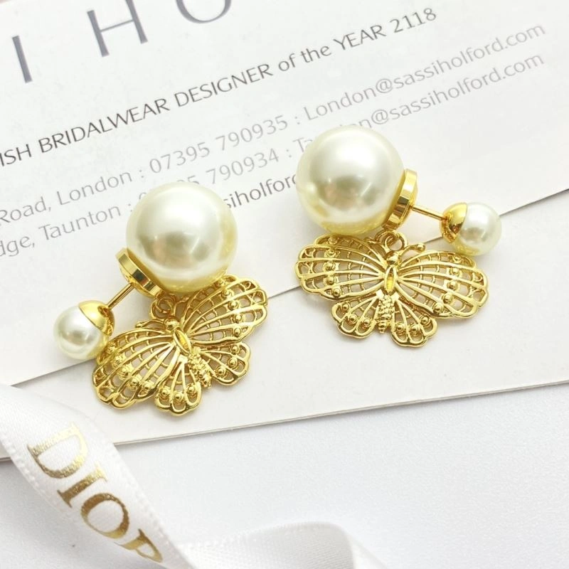 Christian Dior Earrings Sophisticated 235038