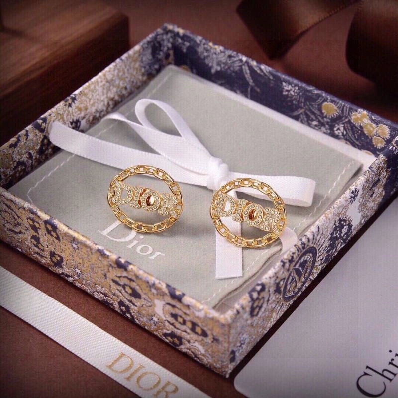 WrinkleFree Christian Dior Earrings 235028