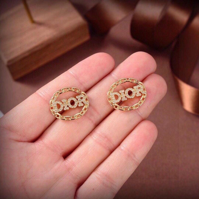 WrinkleFree Christian Dior Earrings 235028