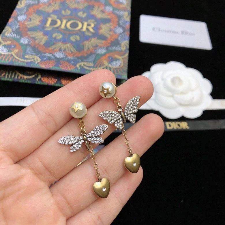 Youthful Christian Dior Earrings 235131