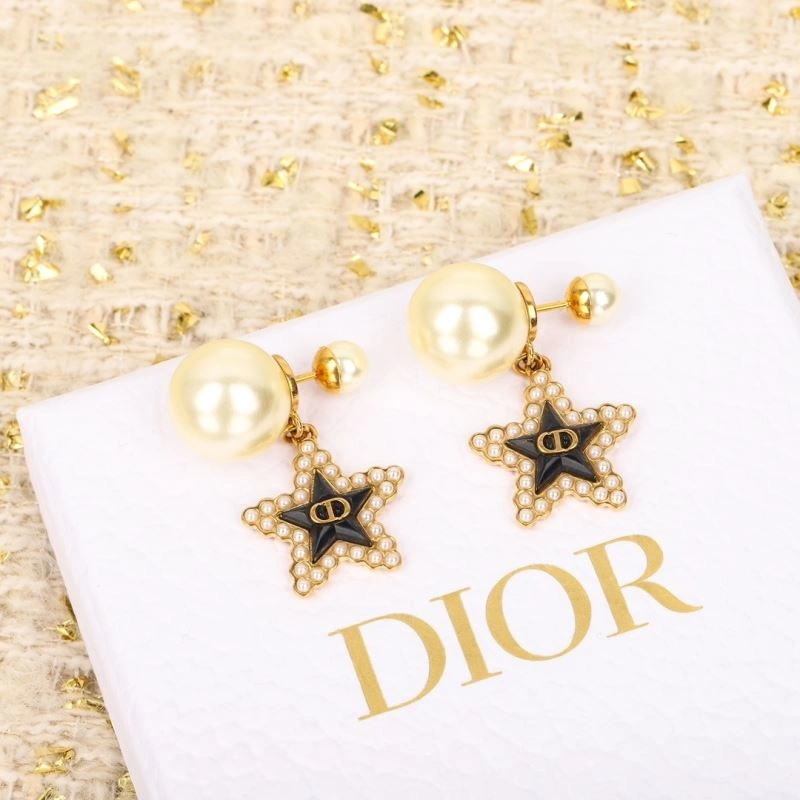 Christian Dior Earrings TimelessDesign 235019