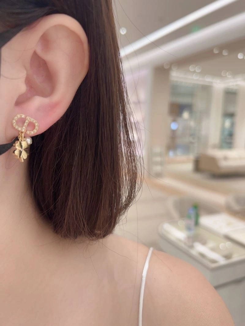 DailyWear Christian Dior Earrings 235017