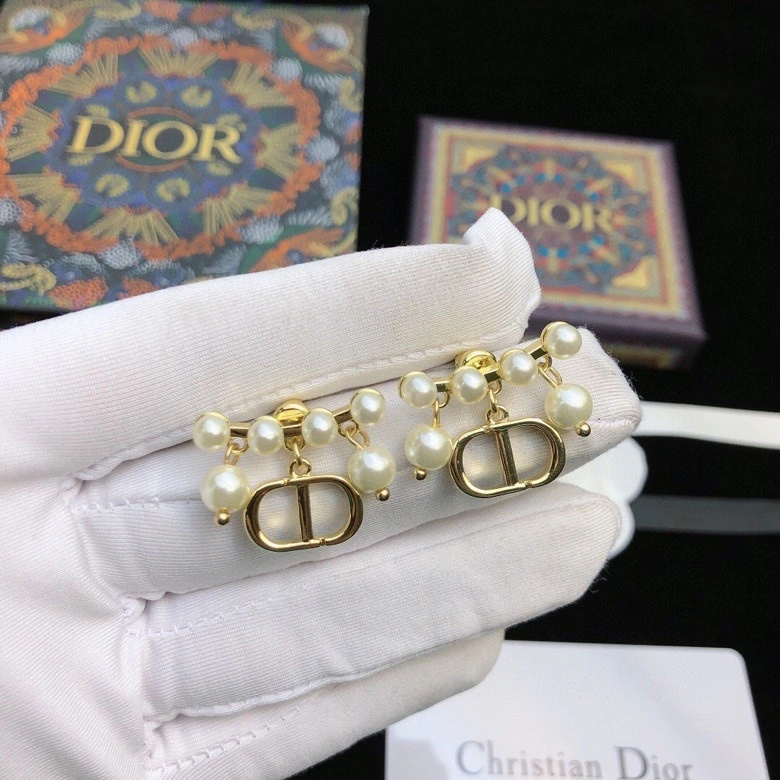 Stretchable Christian Dior Earrings 235008