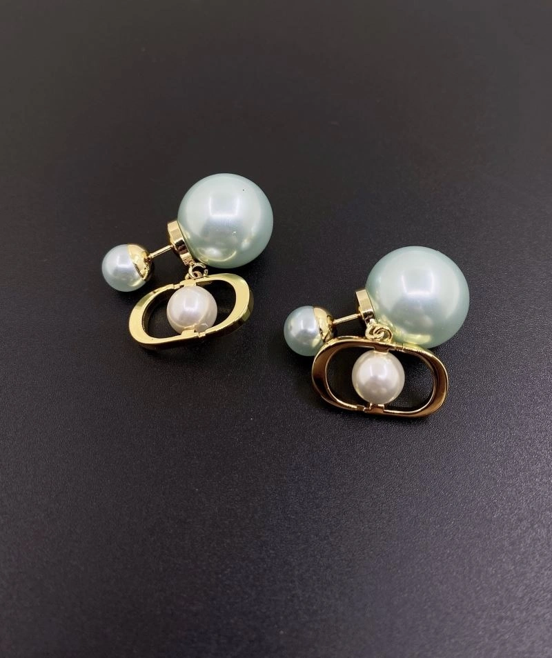 Affordable Christian Dior Earrings 234990