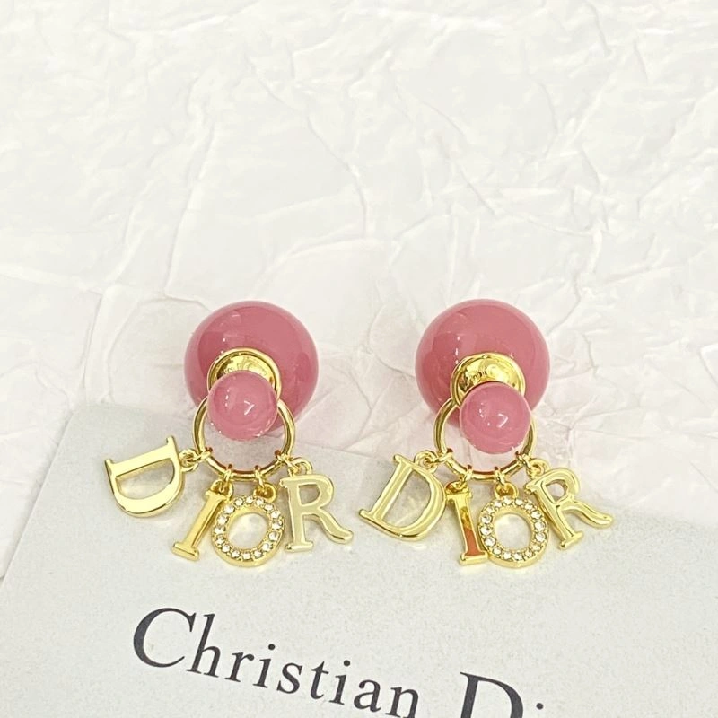 Comfortable Christian Dior Earrings 234987
