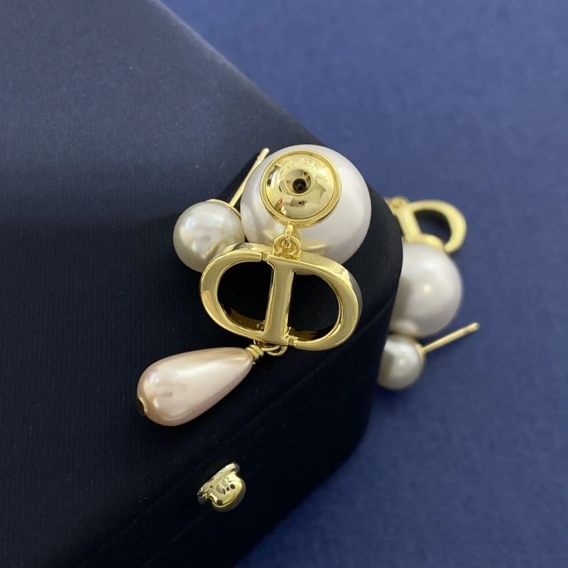 Christian Dior Earrings ZeroBulk 235060