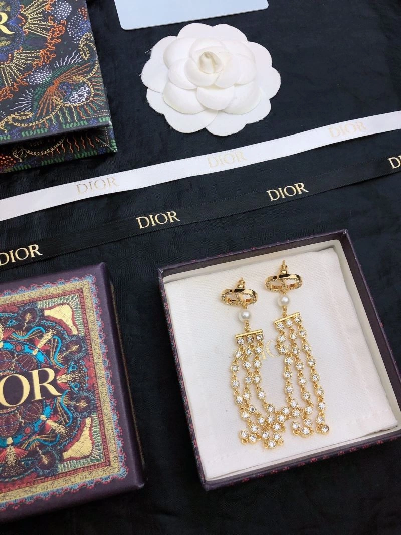 Christian Dior Earrings Supportive 235050