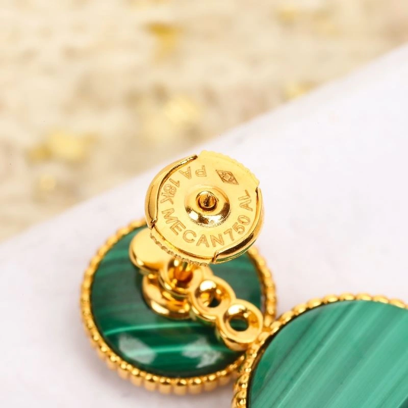 Christian Dior Earrings Bold 235035