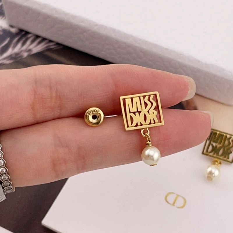 Christian Dior Earrings Neat 234964