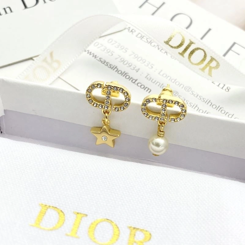 Reliable Christian Dior Earrings 234960