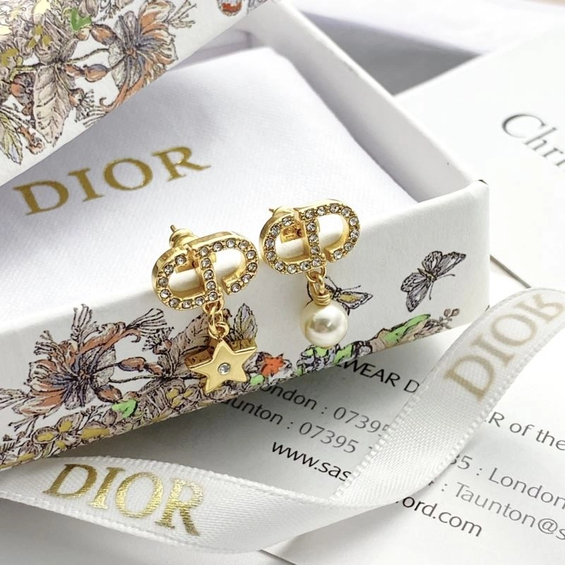 Reliable Christian Dior Earrings 234960