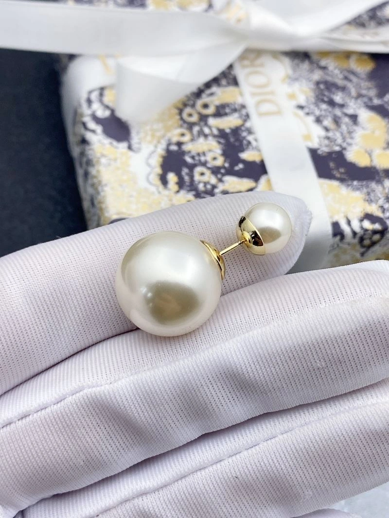 Christian Dior Earrings RelaxedFit 234946
