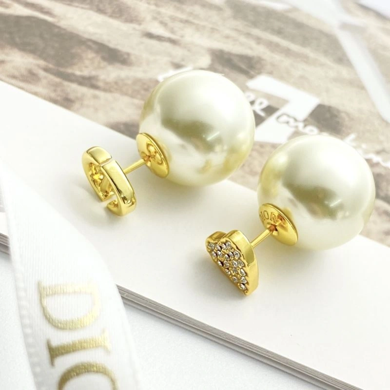 Christian Dior Earrings Refined 234976