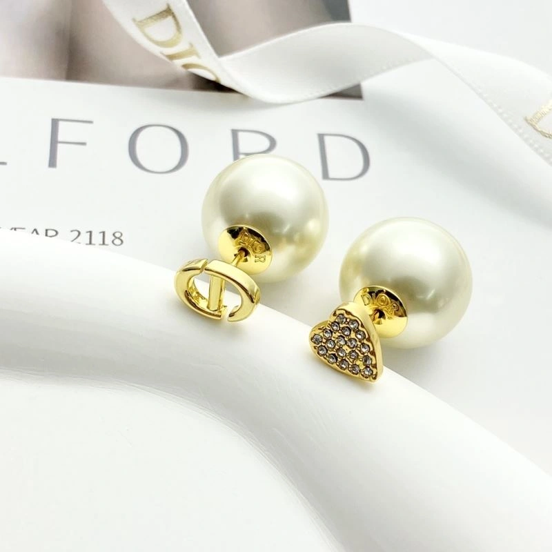 Christian Dior Earrings Refined 234976