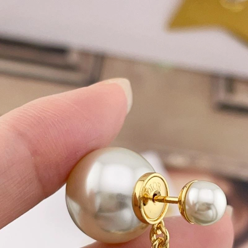 GoodFit Christian Dior Earrings 234901