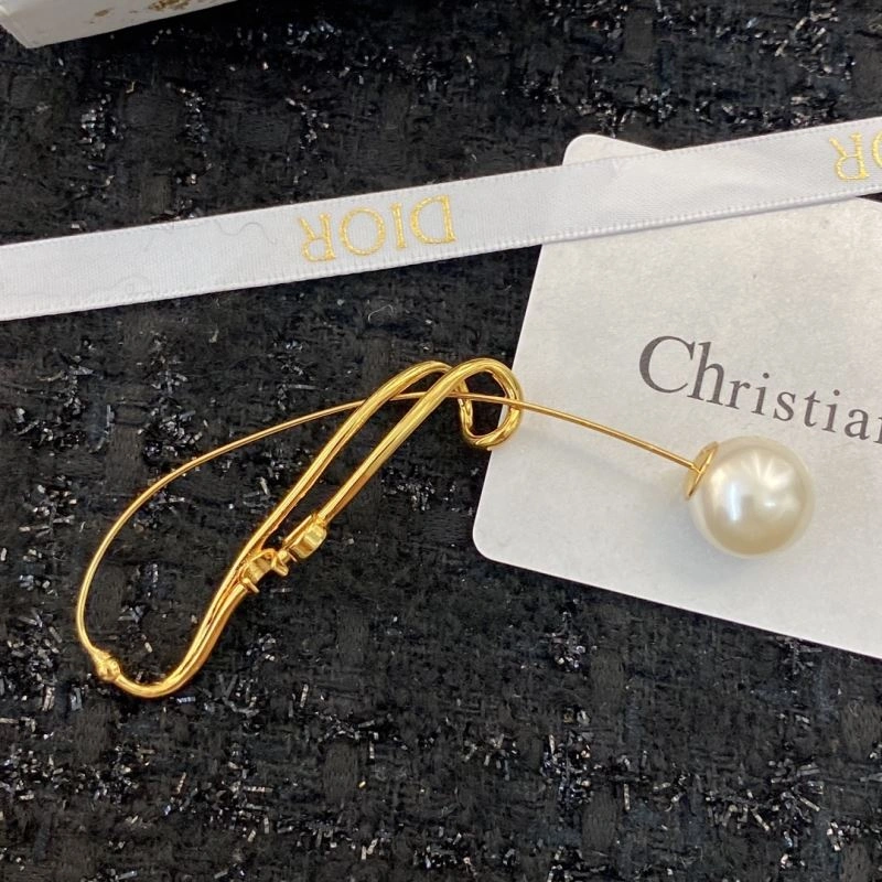 Christian Dior Earrings Trendy 234899
