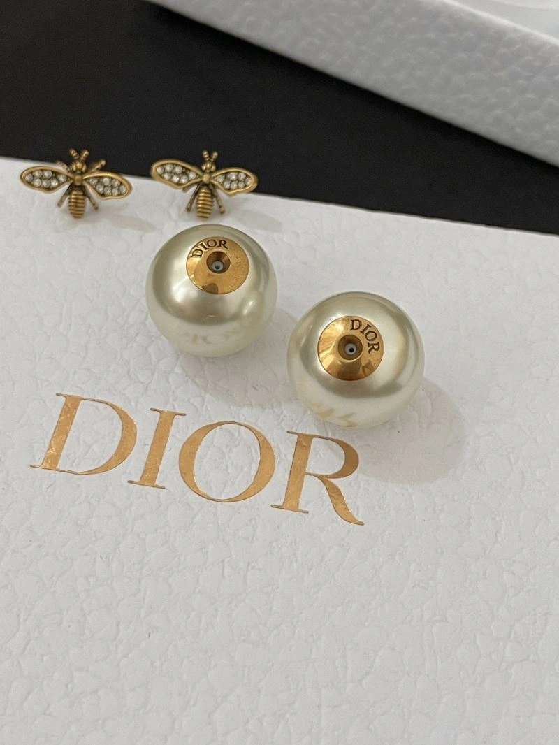 Christian Dior Earrings Comfortable 234883