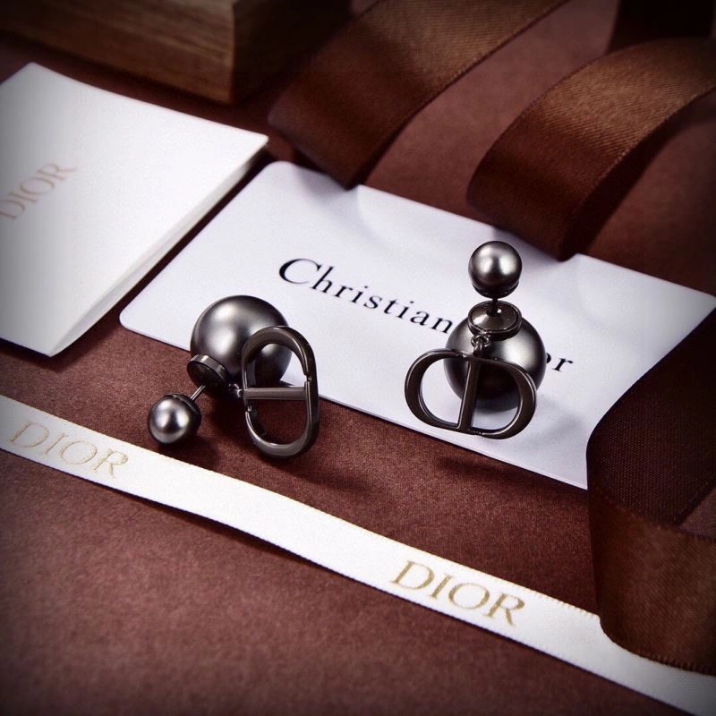 Christian Dior Earrings Vibrant 234878